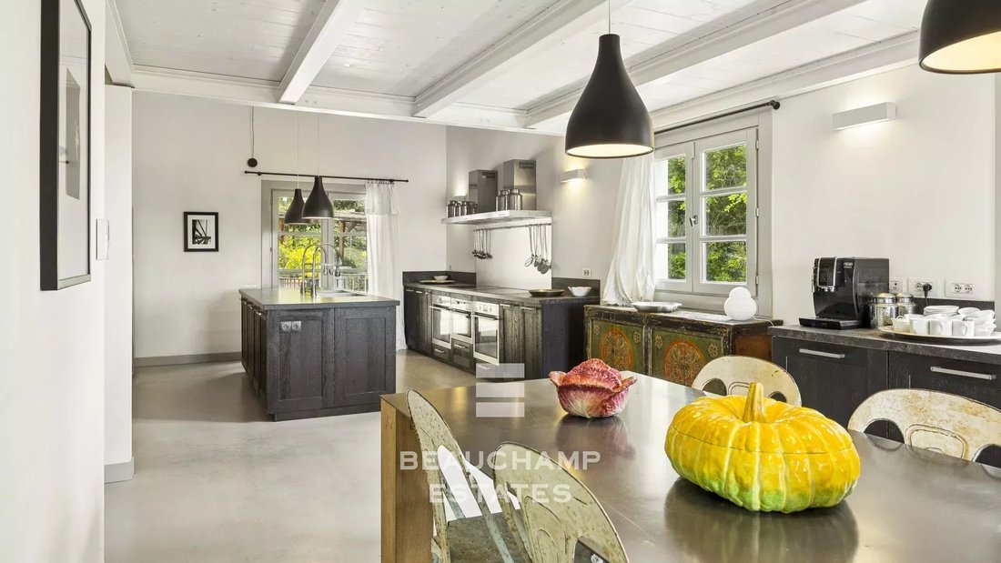 Villa in Valbonne, Provence-Alpes-Côte d'Azur, France 3 - 18006566