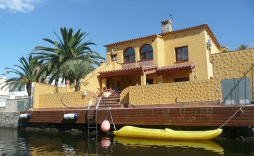 Villa à Empuriabrava, Catalogne, Espagne 1