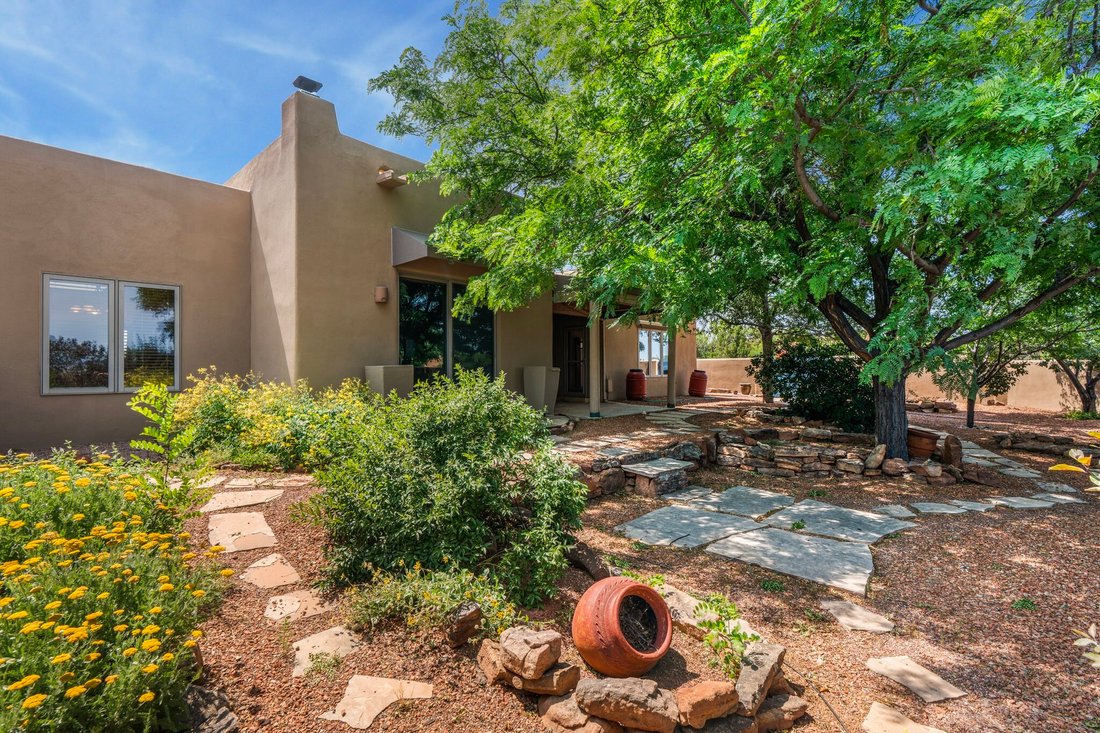 House in Santa Fe, New Mexico, United States 2 - 18353118