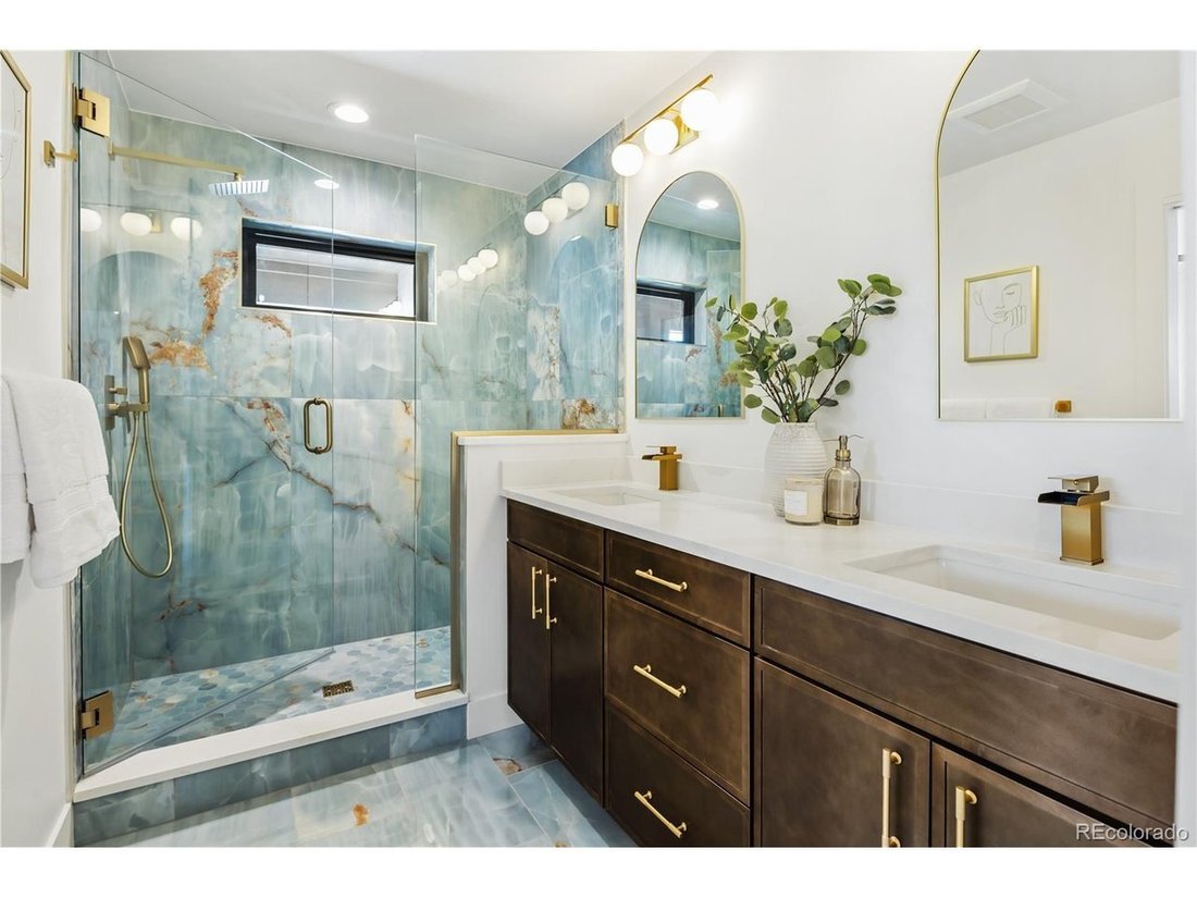 Apartment in Denver, Colorado, United States 4 - 18353957