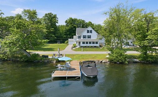 House in Laconia, New Hampshire, United States 1