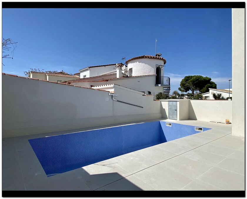 House in Empuriabrava, Catalonia, Spain 4 - 18352220