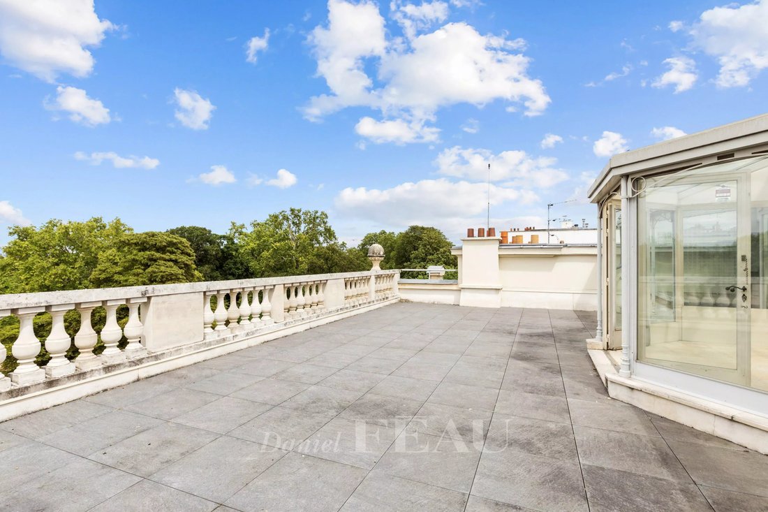 Apartment in Parc Monceau, Paris 8e Arrondissement, Paris 2 - 18351019