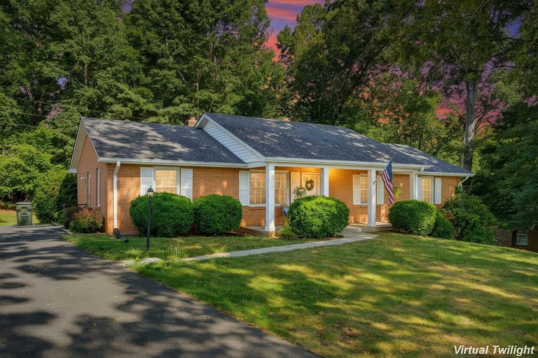 House in Charlottesville, Virginia, United States 3 - 18353644