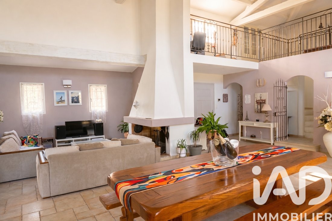 House in Besse-sur-Issole, Provence-Alpes-Côte d'Azur, France 4 - 17513931