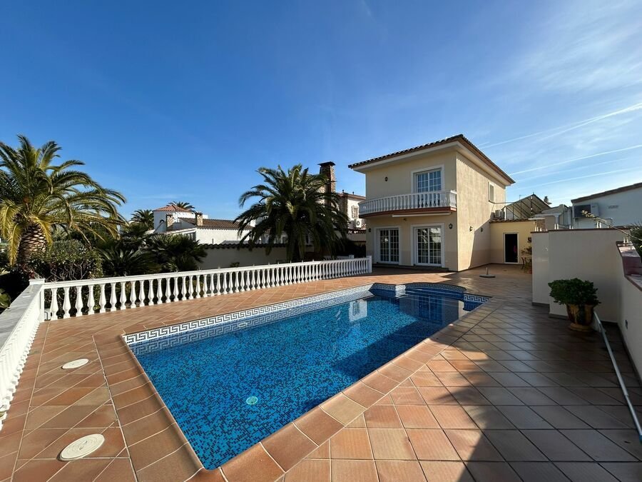 House in Empuriabrava, Catalonia, Spain 1 - 18352263
