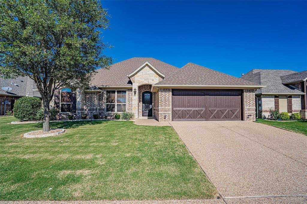 House in Granbury, Texas, United States 1 - 18355241