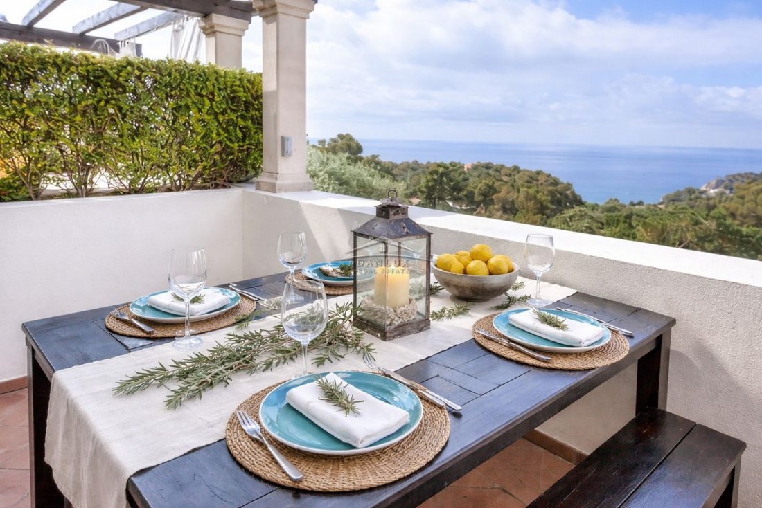 Chalet in Tossa de Mar, Catalonia, Spain 1 - 18351569
