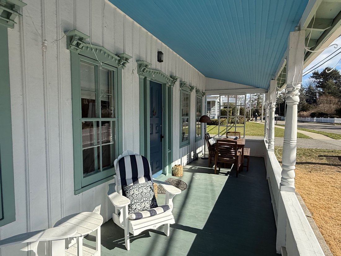 House in Stony Brook, New York, United States 2 - 18352725