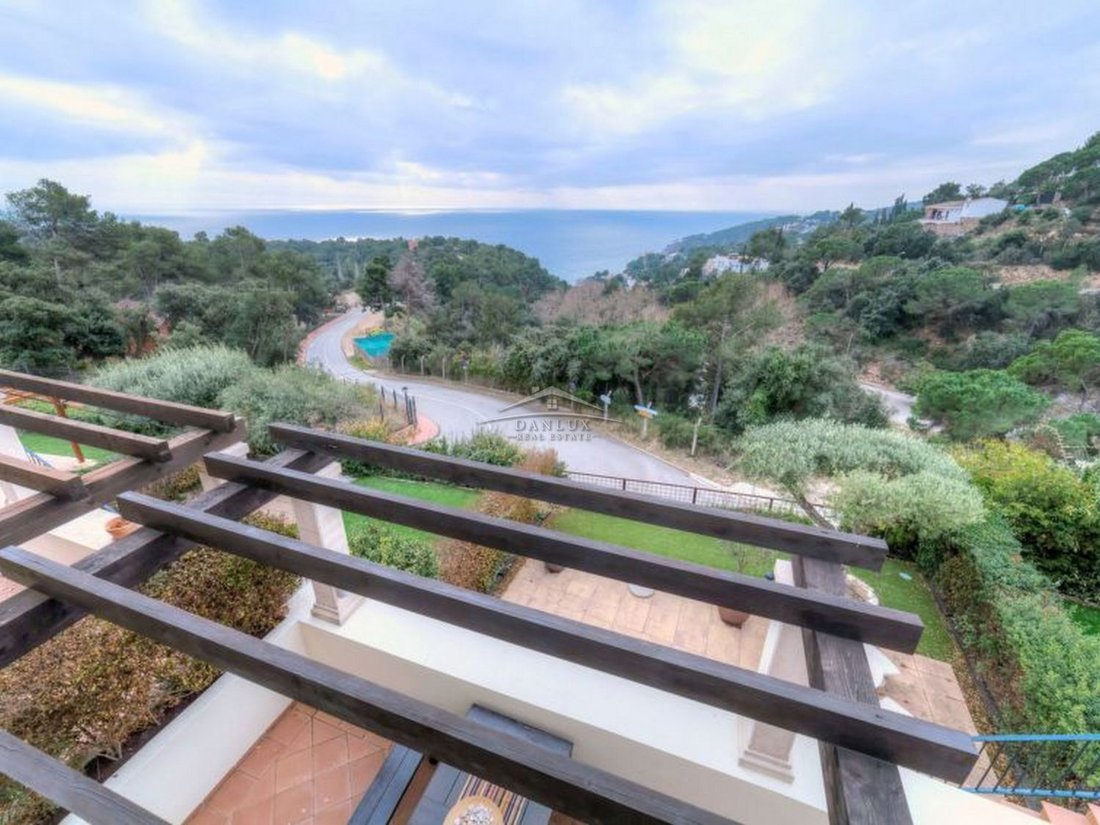 Chalet in Tossa de Mar, Catalonia, Spain 5 - 18351569