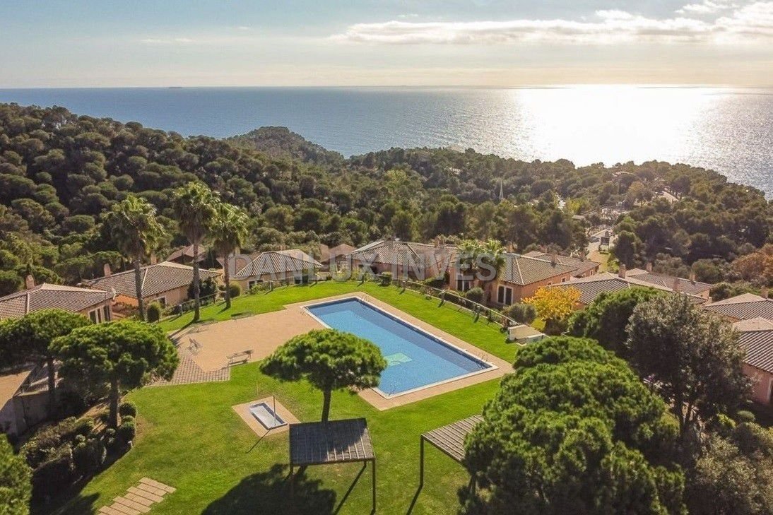 Chalet in Tossa de Mar, Catalonia, Spain 5 - 18351288