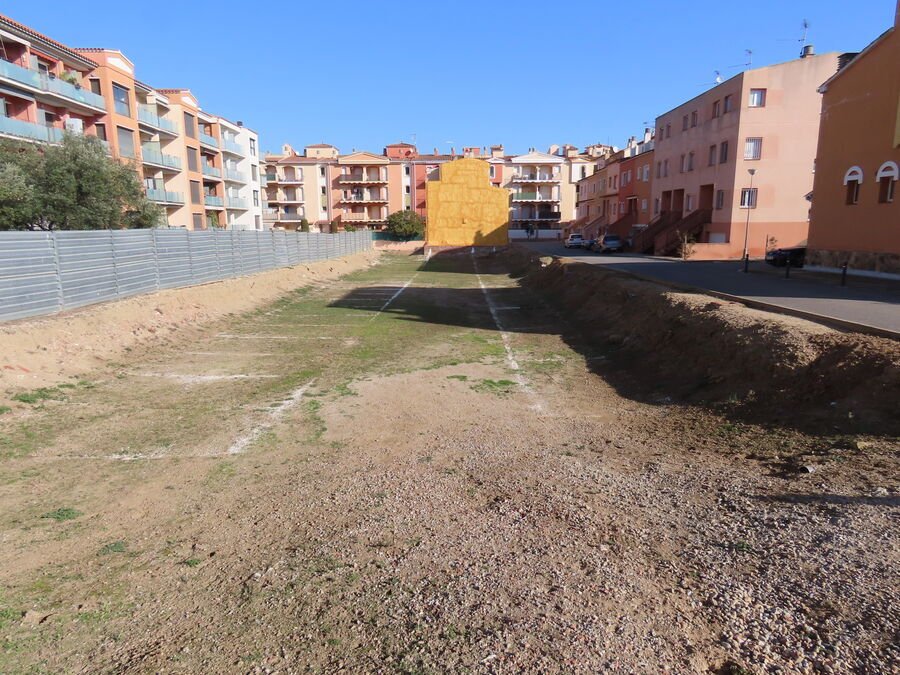 Terrain à Empuriabrava, Catalogne, Espagne 1 - 18351052