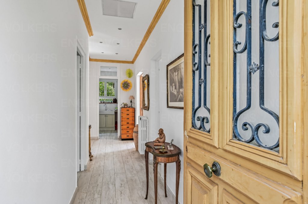 House in Centre Ville, Frejus, France 2 - 18351131