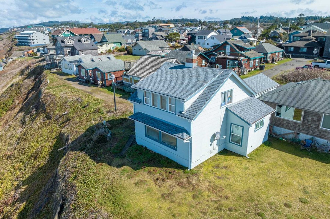House in Newport, Oregon, United States 1 - 18352756