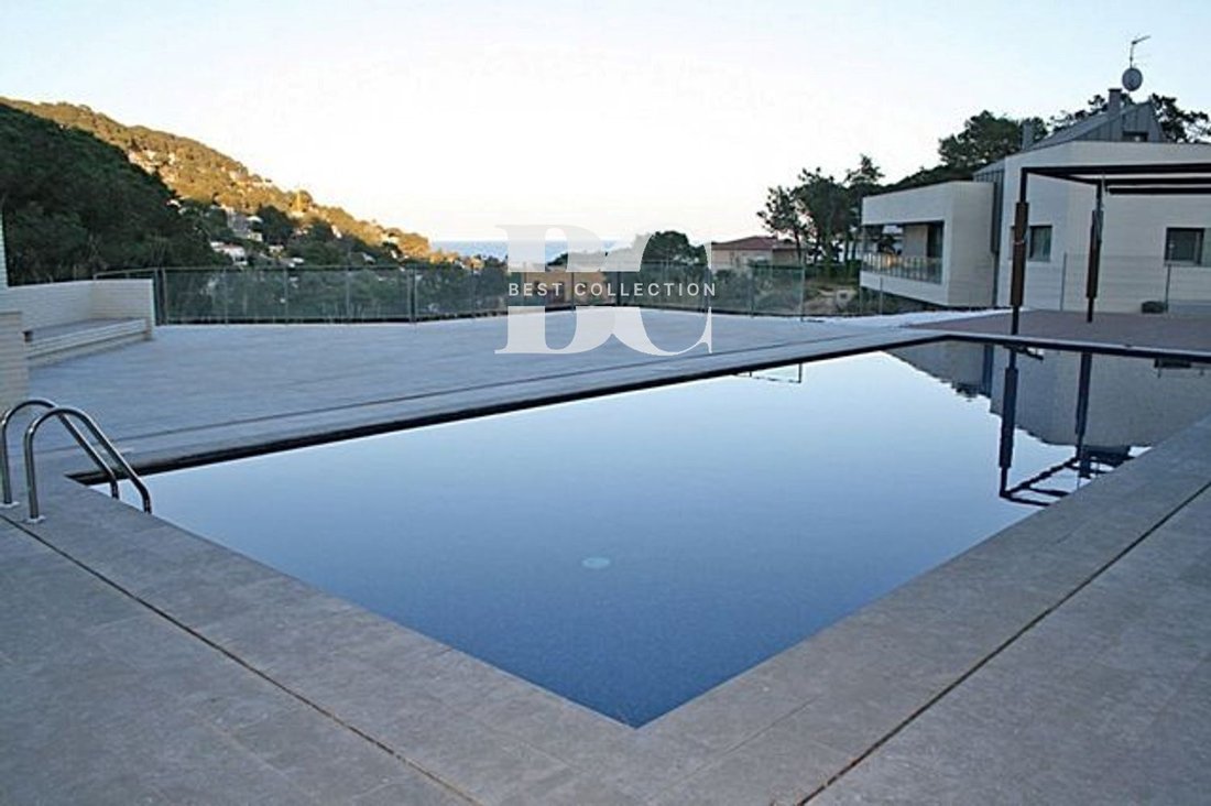 Chalet in Blanes, Catalonia, Spain 3 - 18351106