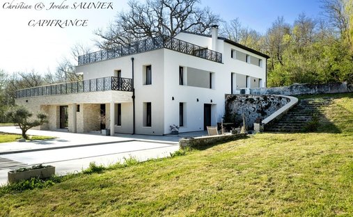 House in Arrondissement of Toulouse, Occitania, France 1