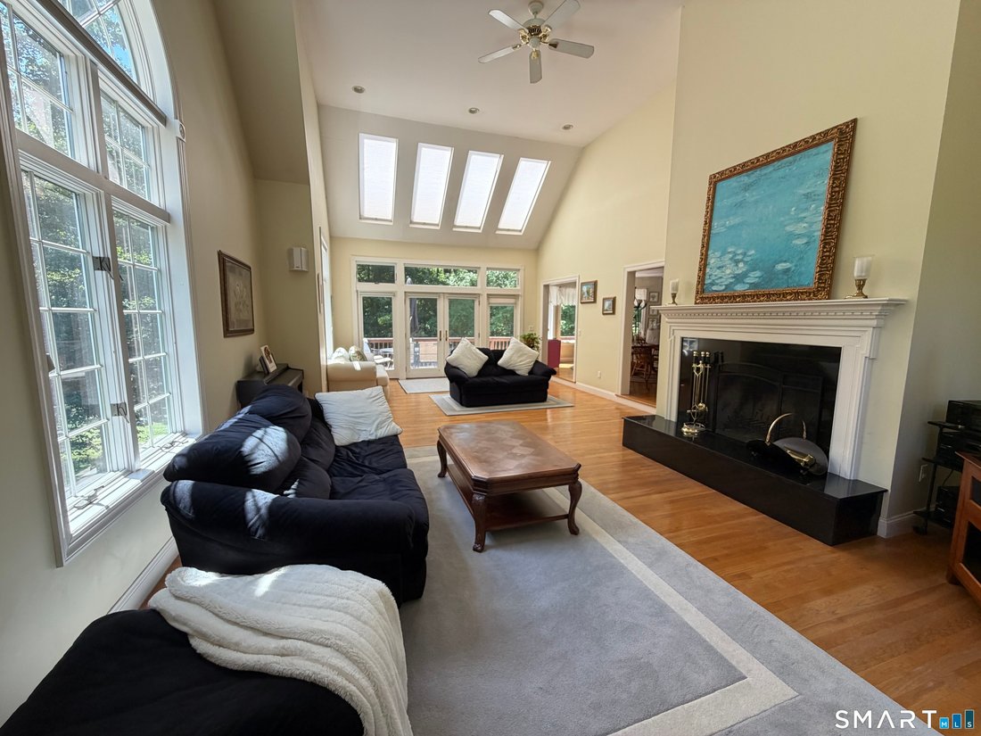 House in Stamford, Connecticut, United States 5 - 18354616