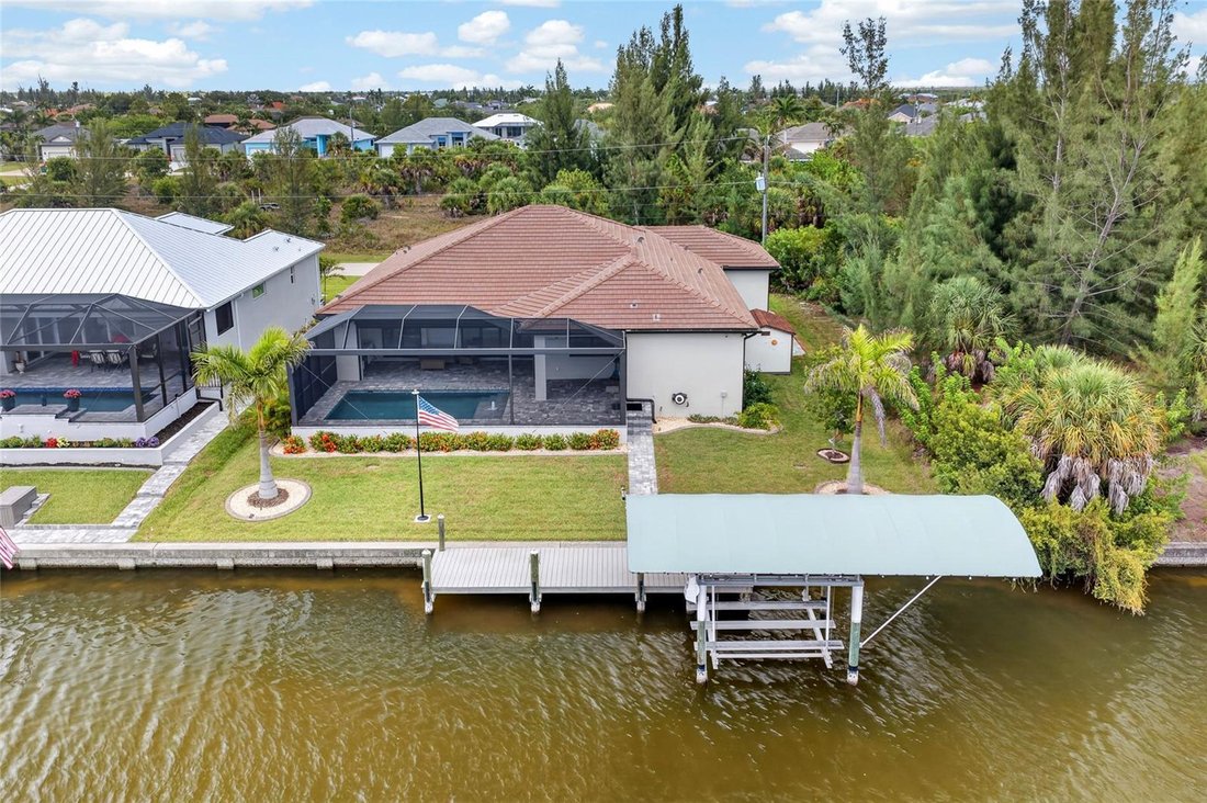 House in Port Charlotte, Florida, United States 1 - 18353466