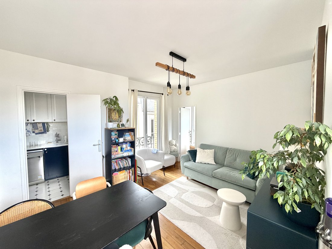Apartment in Saint-Mande, Ile-de-France, France 3 - 18352143