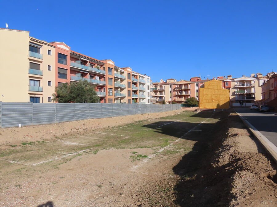 Terrain à Empuriabrava, Catalogne, Espagne 4 - 18351052