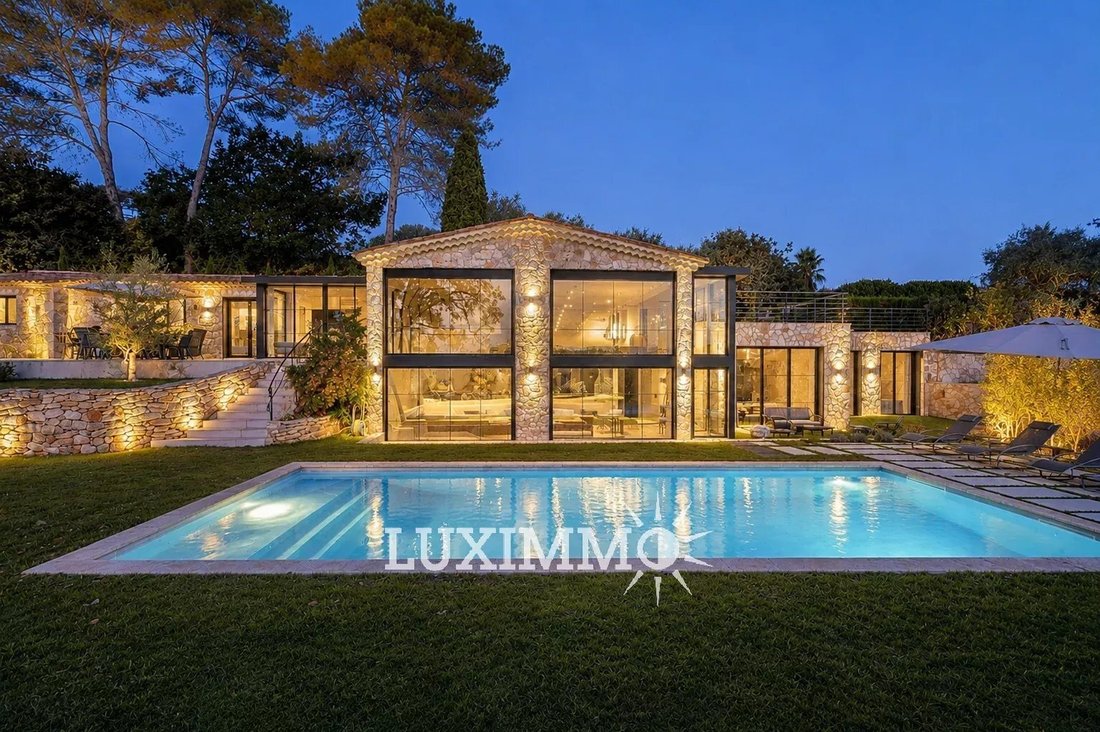 Villa in Valbonne, Provence-Alpes-Côte d'Azur, France 1 - 16204180