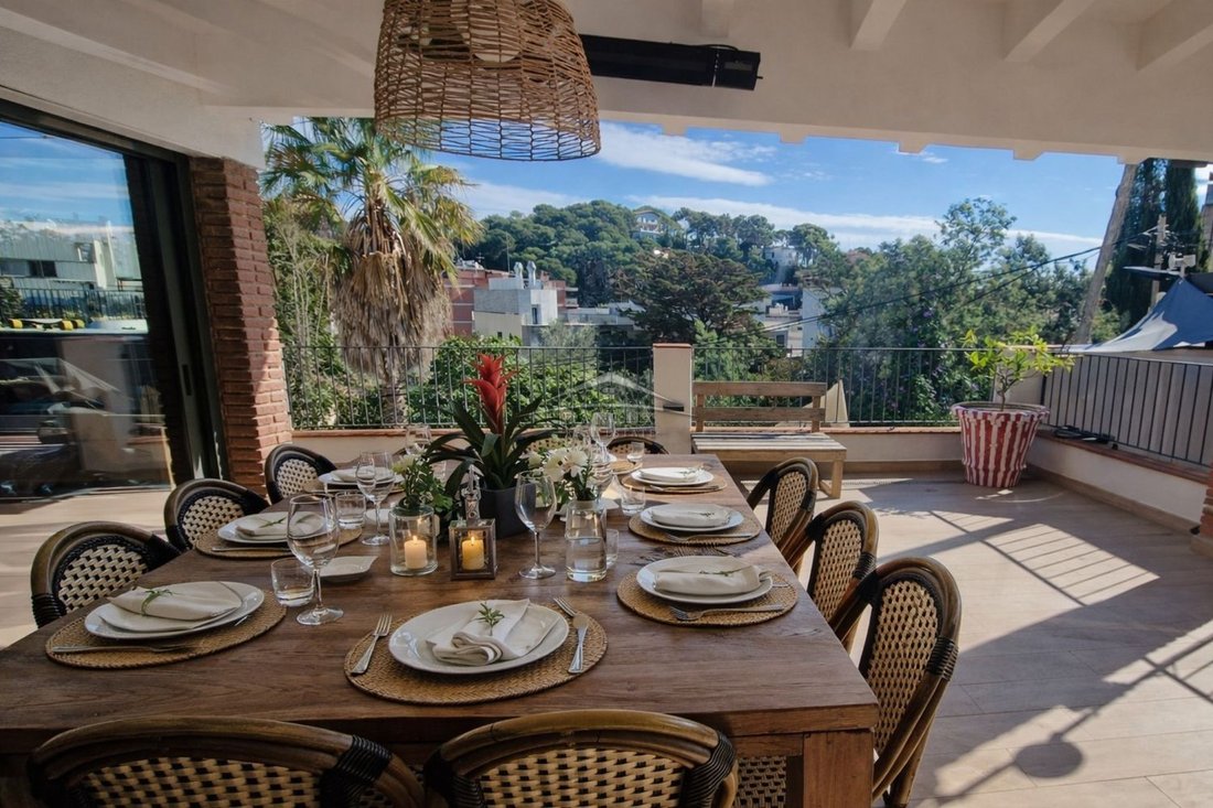 Chalet in Lloret de Mar, Catalonia, Spain 4 - 18351426