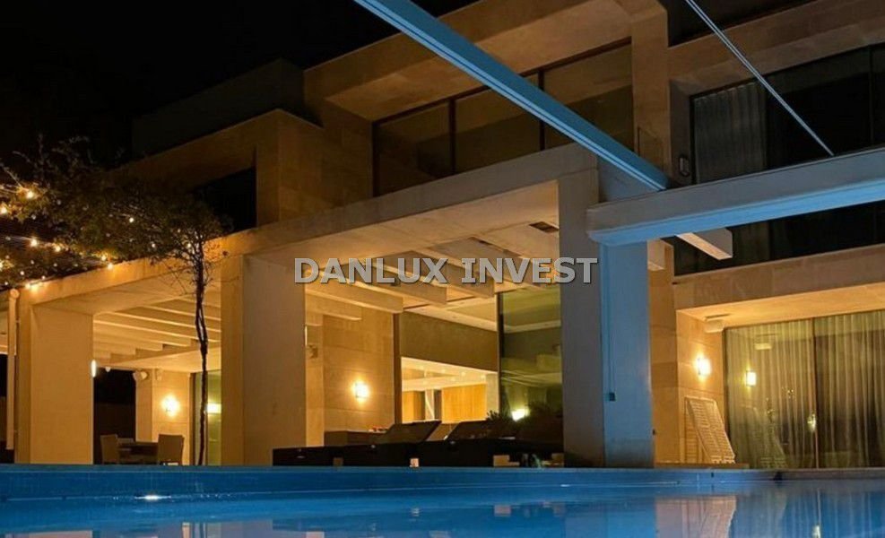 Chalet in Lloret de Mar, Catalonia, Spain 3 - 18351638