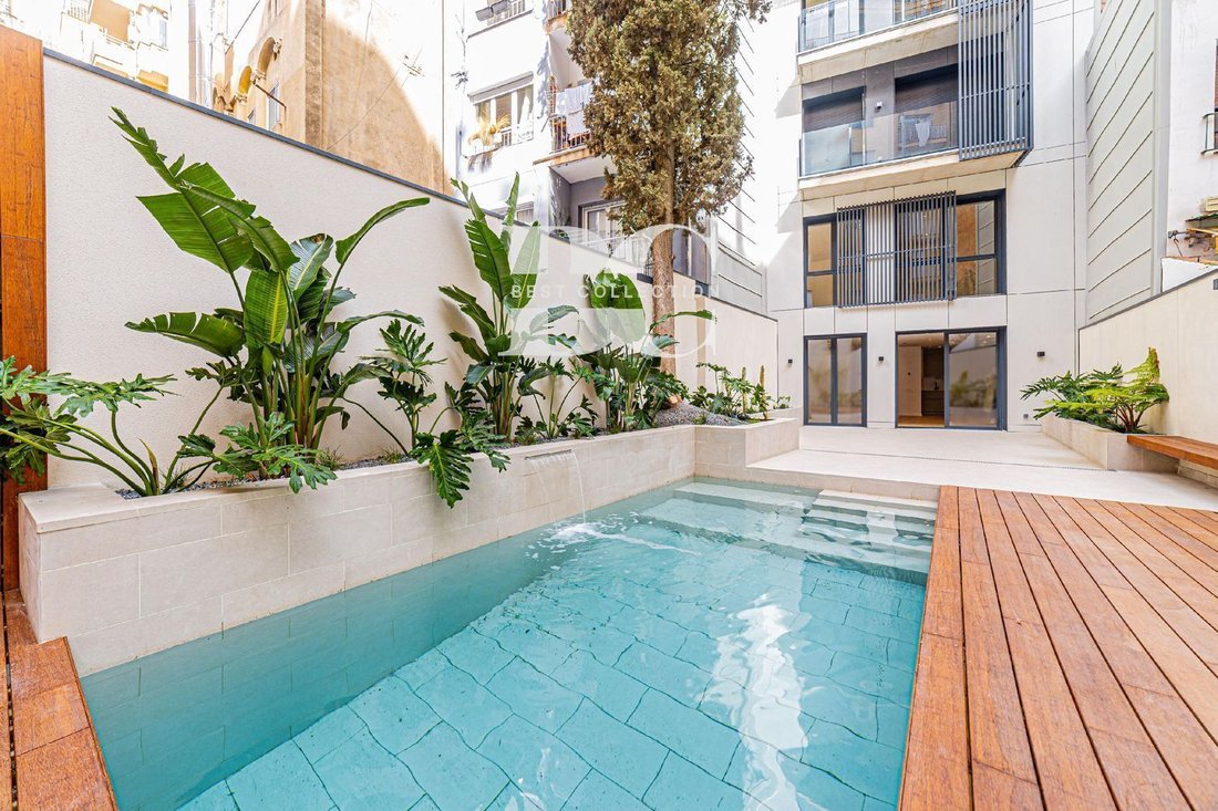 Apartment in Sarrià-Sant Gervasi, Barcelona, Spain 1 - 18352005