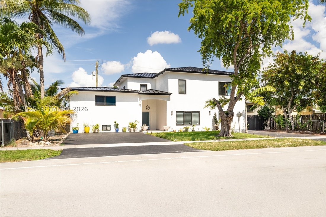 House in North Miami Beach, Florida, United States 1 - 18354340
