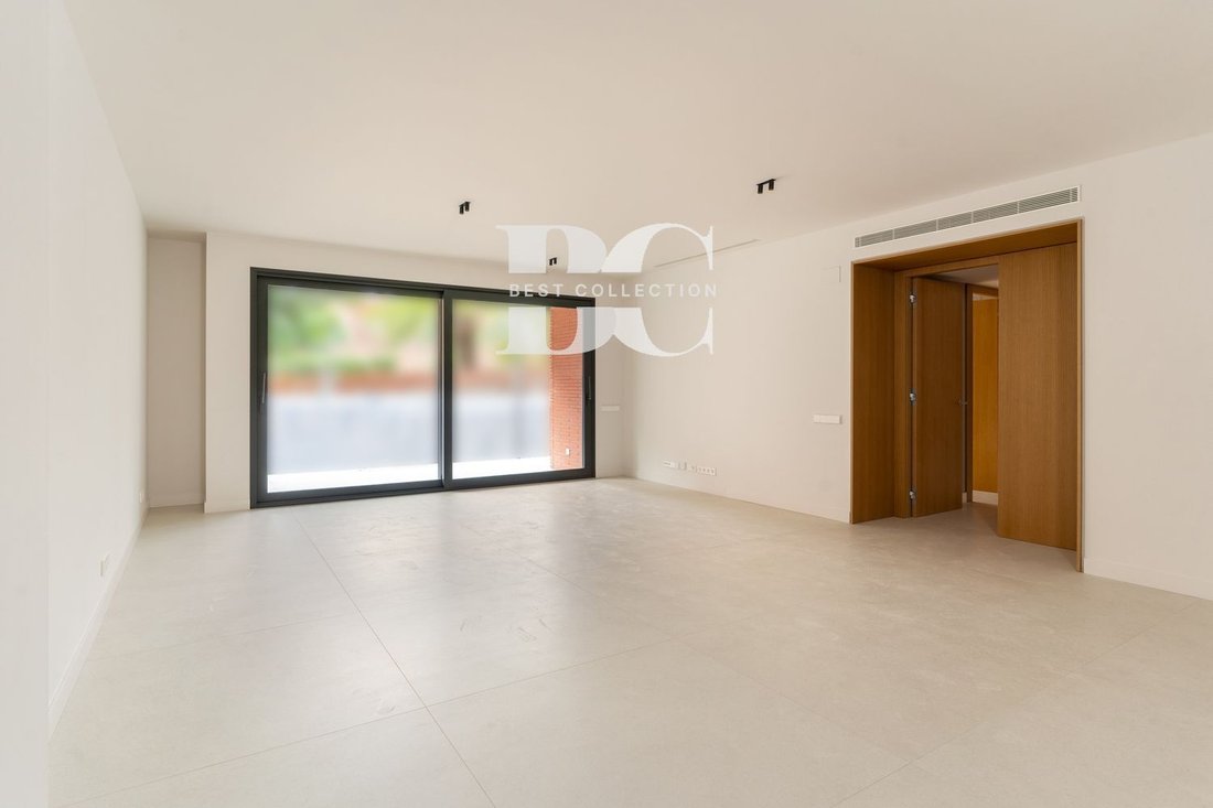 Apartment in Sarrià-Sant Gervasi, Barcelona, Spain 5 - 18351980