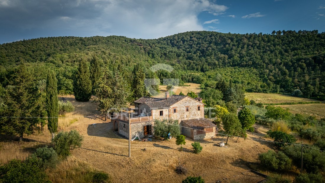 Estate in Magione, Umbria, Italy 3 - 18354439