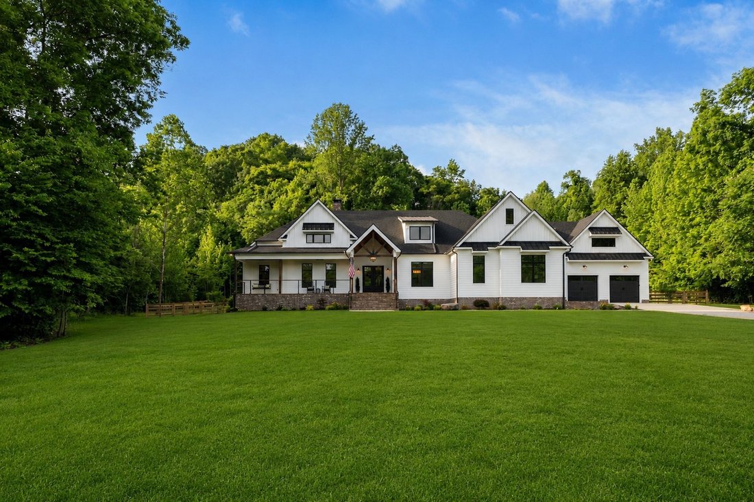 House in Collinwood, Tennessee, United States 1 - 18319454
