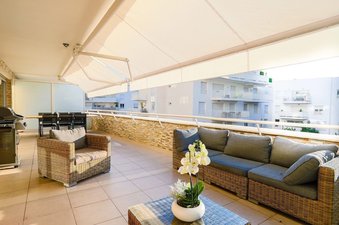 Apartment in Cannes, Provence-Alpes-Côte d'Azur, France 2 - 18354506