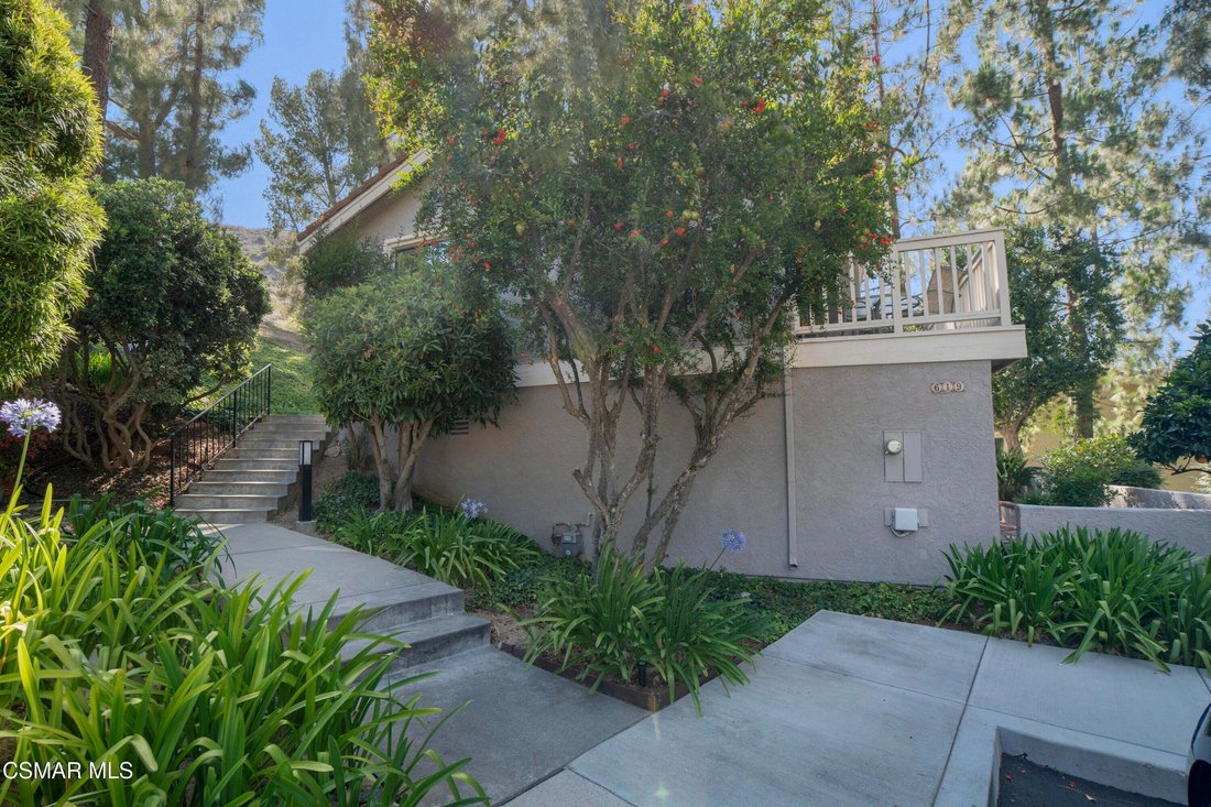 House in Oak Park, California, United States 3 - 18331563