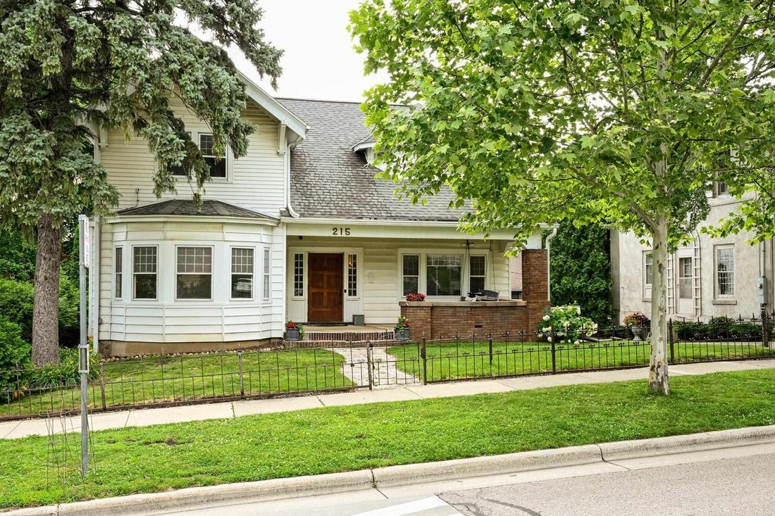 House in Maple Bluff, Wisconsin, United States 5 - 18353840
