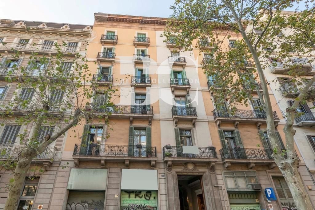 Apartment in Eixample, Barcelona, Spain 2 - 18352139