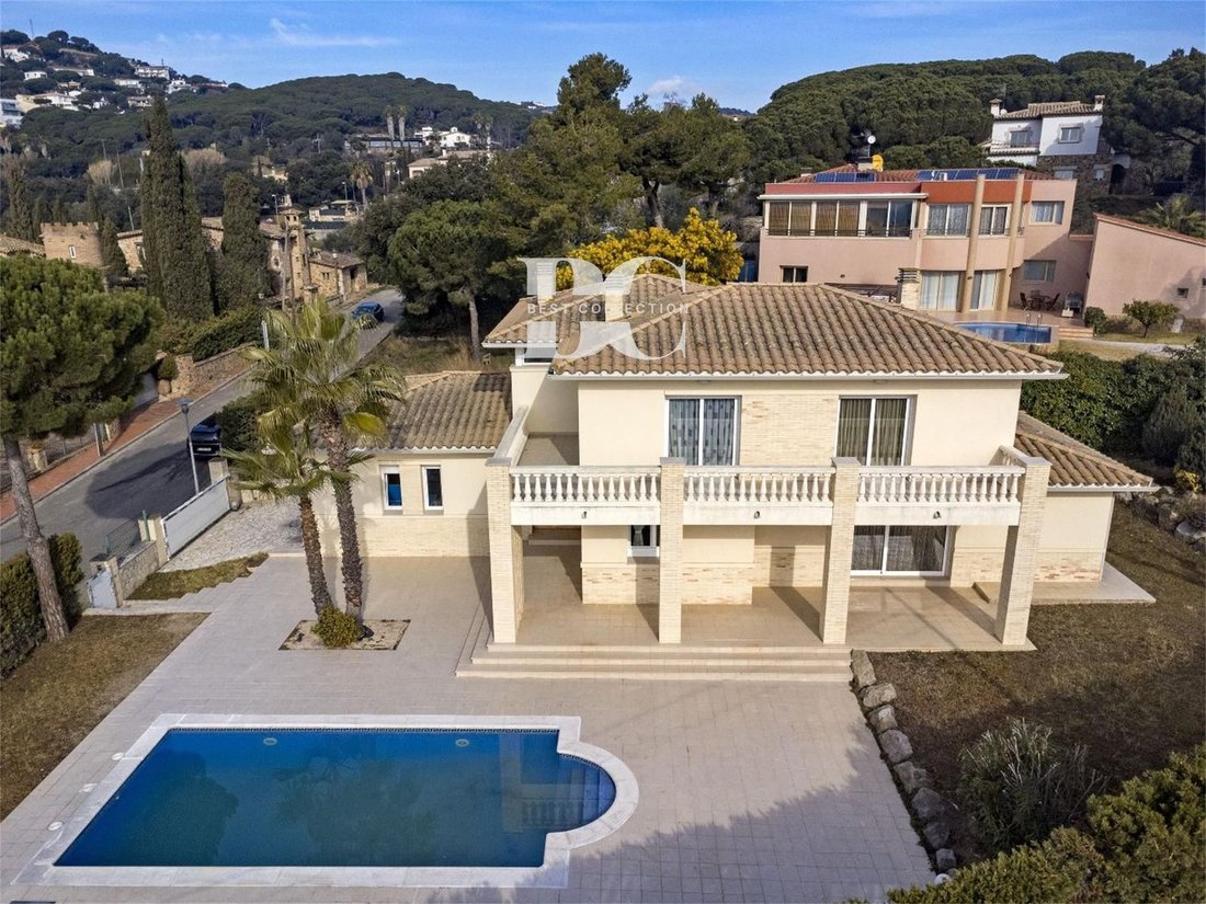 Villa in Platja d'Aro, Catalonia, Spain 3 - 18351536