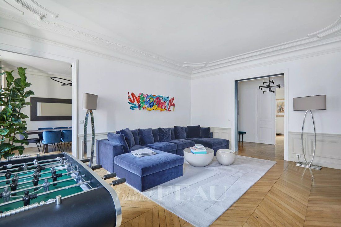 Apartment in Hoche-Friedland, Paris 8e Arrondissement, Paris 3 - 18350999