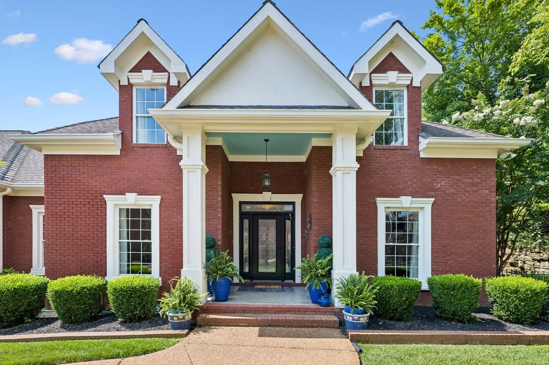 House in Columbia, Tennessee, United States 1 - 18354130