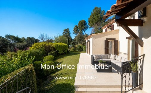 Maison à Bouc-Bel-Air, Provence-Alpes-Côte d'Azur, France 1