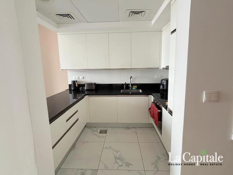 Apartment in Business Bay, Dubai, United Arab Emirates 4 - 18352608