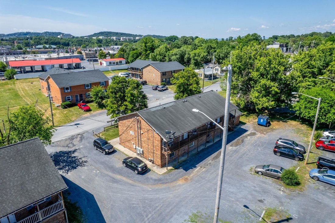 Apartment in Harrisonburg, Virginia, United States 3 - 18353646