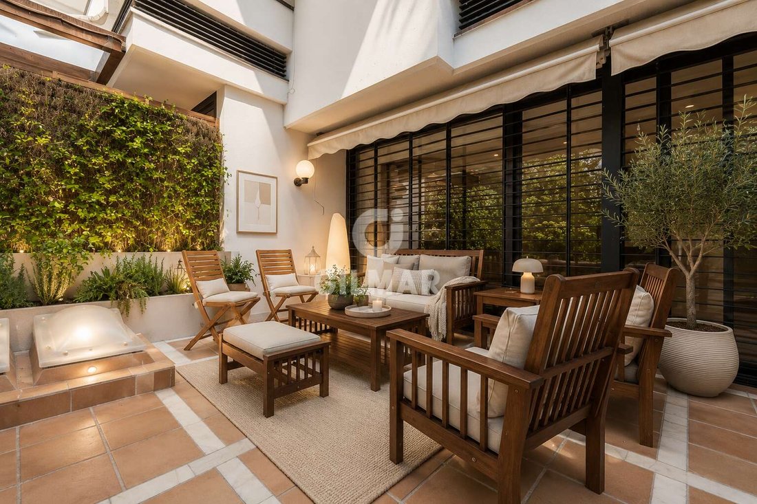 Townhouse in La Moraleja, Alcobendas, Comunidad de Madrid 1 - 18353710