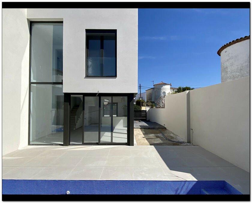 House in Empuriabrava, Catalonia, Spain 2 - 18352220