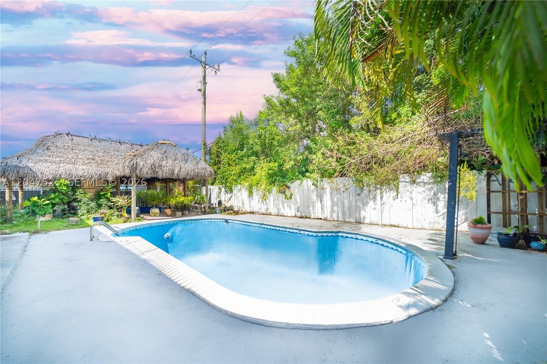 House in North Miami Beach, Florida, United States 3 - 18354340