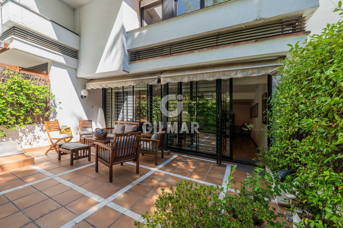 Townhouse in La Moraleja, Alcobendas, Comunidad de Madrid 2 - 18353710