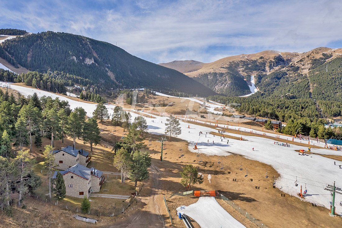 House in Alp, Catalonia, Spain 1 - 18351804
