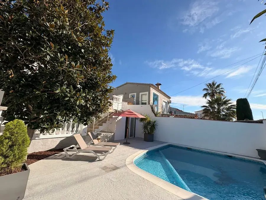 House in Empuriabrava, Catalonia, Spain 2 - 18352405
