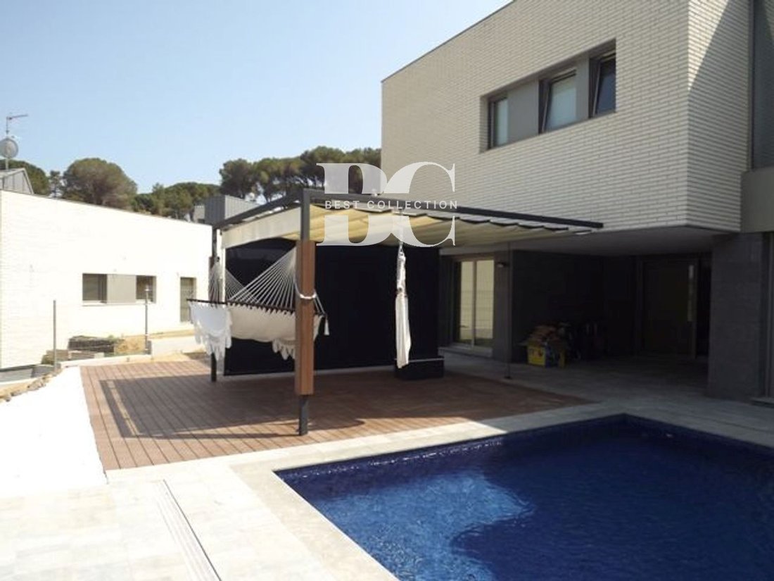 Chalet in Blanes, Catalonia, Spain 1 - 18351106