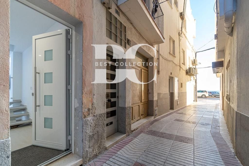 Townhouse in Roses, Catalonia, Spain 1 - 18351050